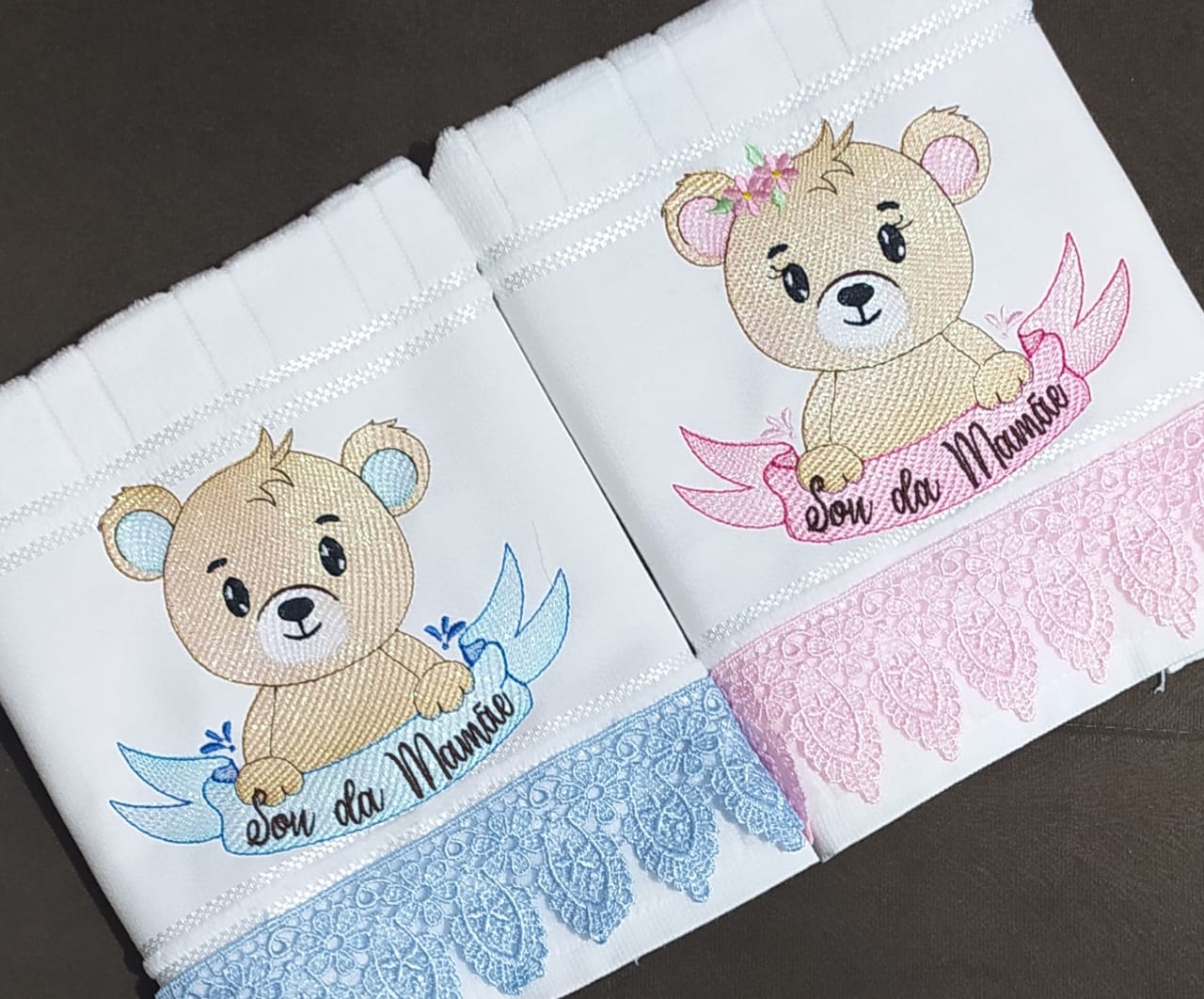 afd932b9-b41a-4843-bb57-78d3a56c925e