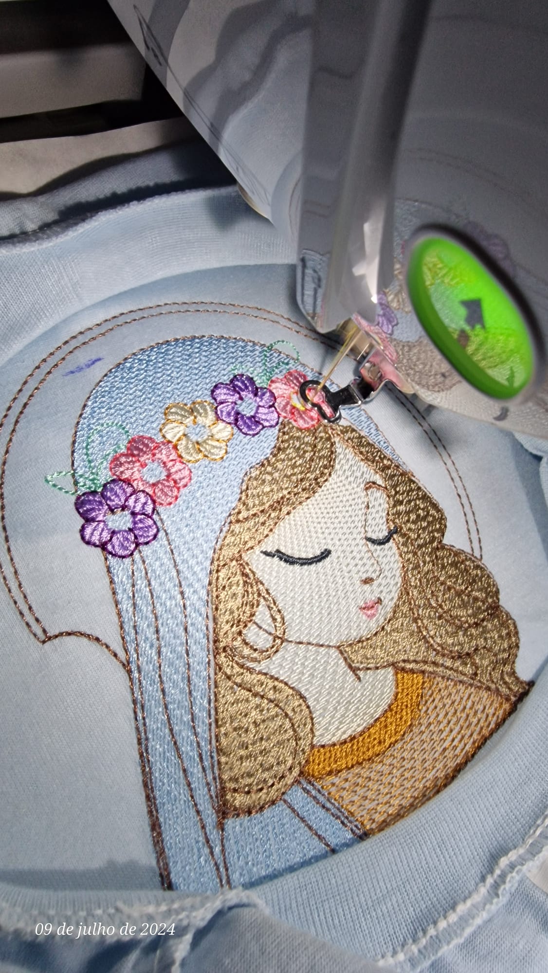 f40a6e69-3920-4993-a09d-37832620a44d